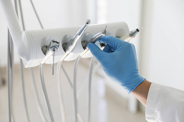 Professional Emergency Dentist technician working in New Kent County County, VA
